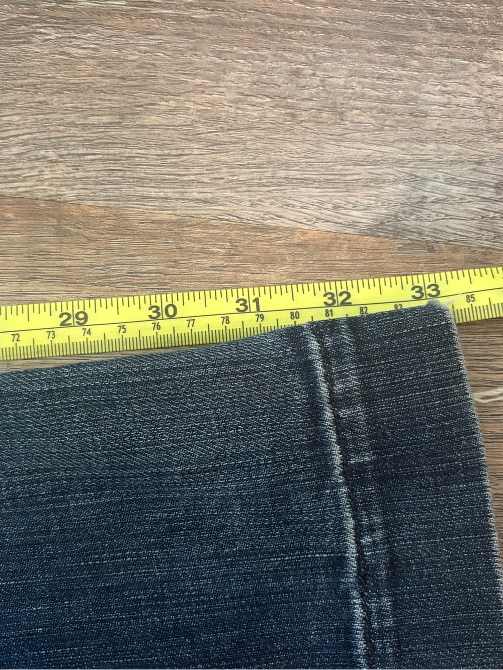 7 For All Mankind Women's Dark Blue Flare Jeans Dojo 26 - Picture 6 of 7